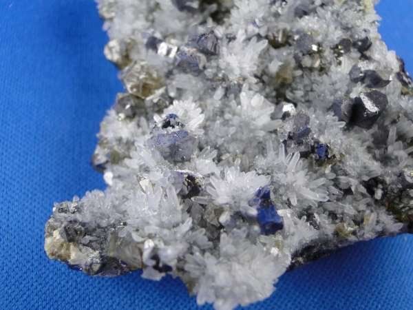 Mineralien & Heilsteine: Galena mit Sphalerit var. Cleiophane und Quartz – Gebraucht aus Schinznach Bad von Demerald 1