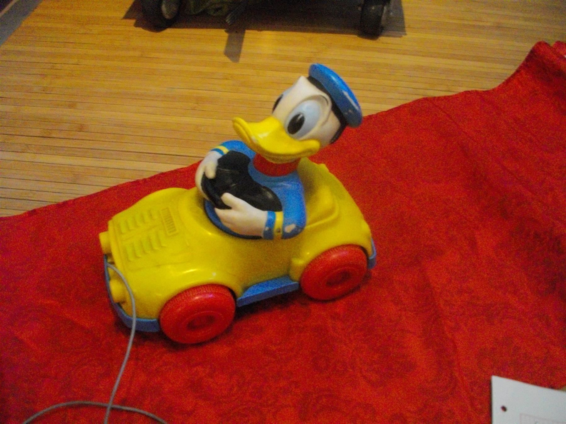 Disney Statuette: Altes Donalt Duck-Auto – Usato da Zürich venduto da protea59 1