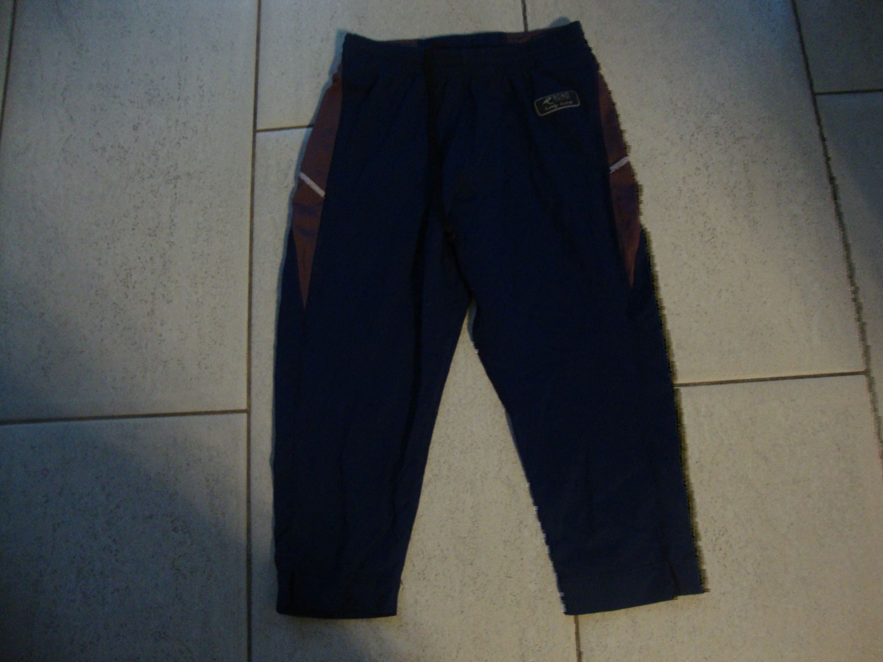 Pantaloni: RONO SPORT HOSE GR.S – Usato da Rotkreuz venduto da Samballi