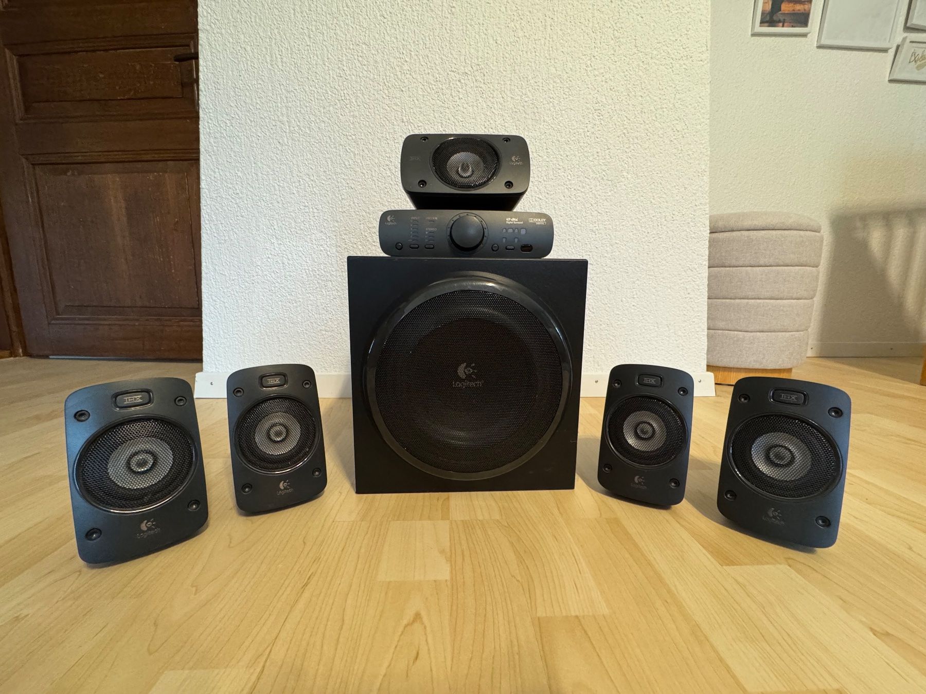 Logitech Home Cinema: Logitech Z906 – Usato da Buchberg venduto da jon_w9fy
