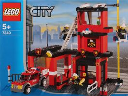LEGO Feuerwehr 7240 Fire Station / Feuerwehr-Hauptquartier