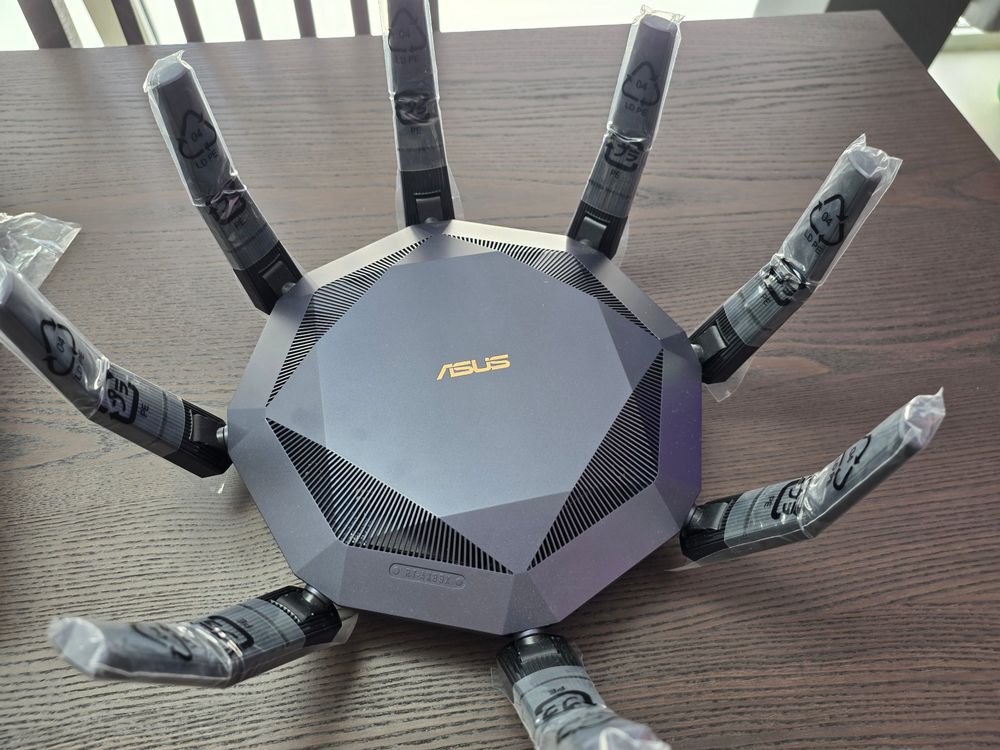 ASUS AX6000 Dual-Band RT-AX89X 10GBps Wireless Router (Neu (gemäss ...