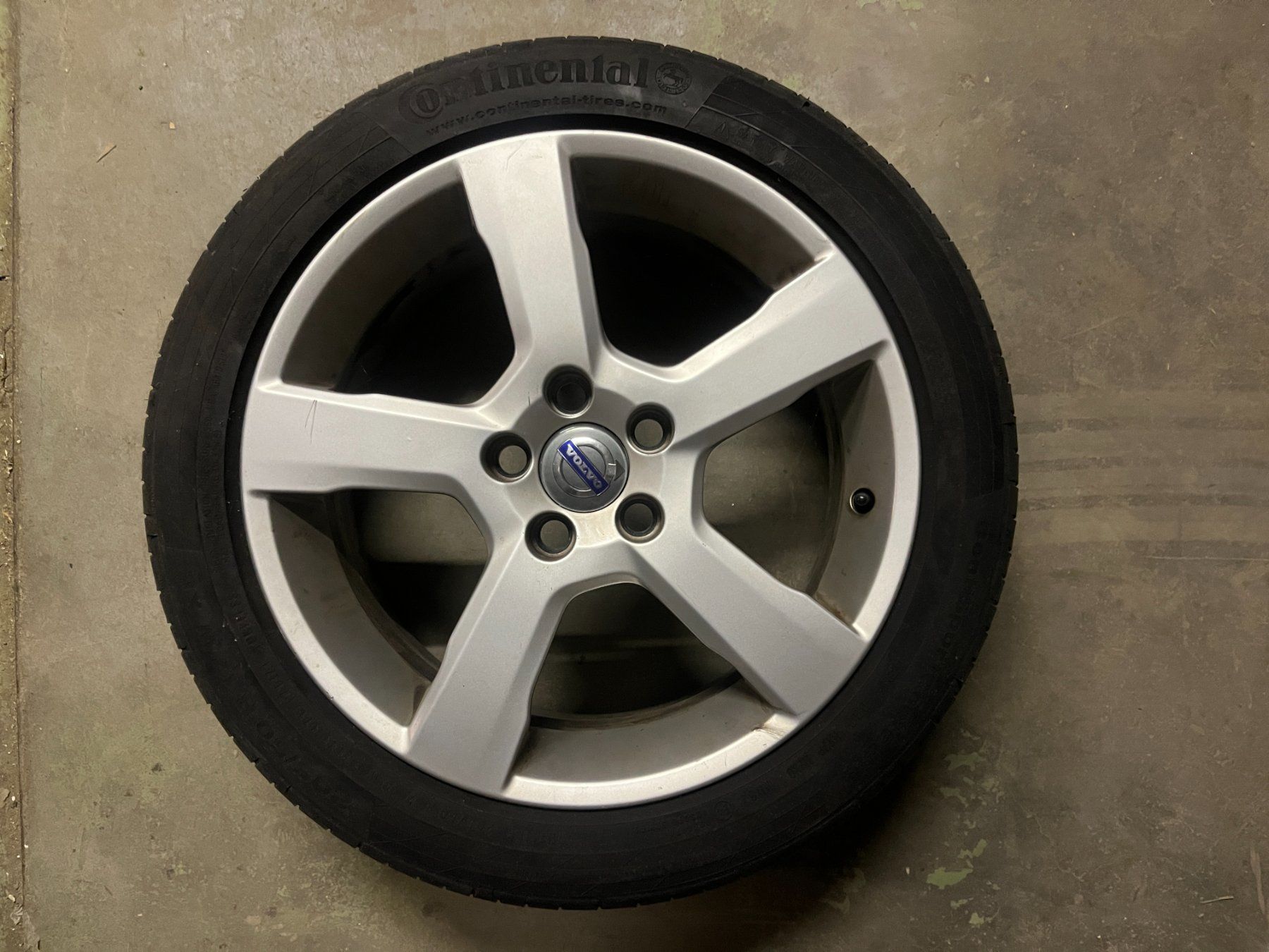 Volvo Cerchioni: Aluminiumfelgen Volvo V50 D5 – Usato da Kerzers venduto da Rap_cee