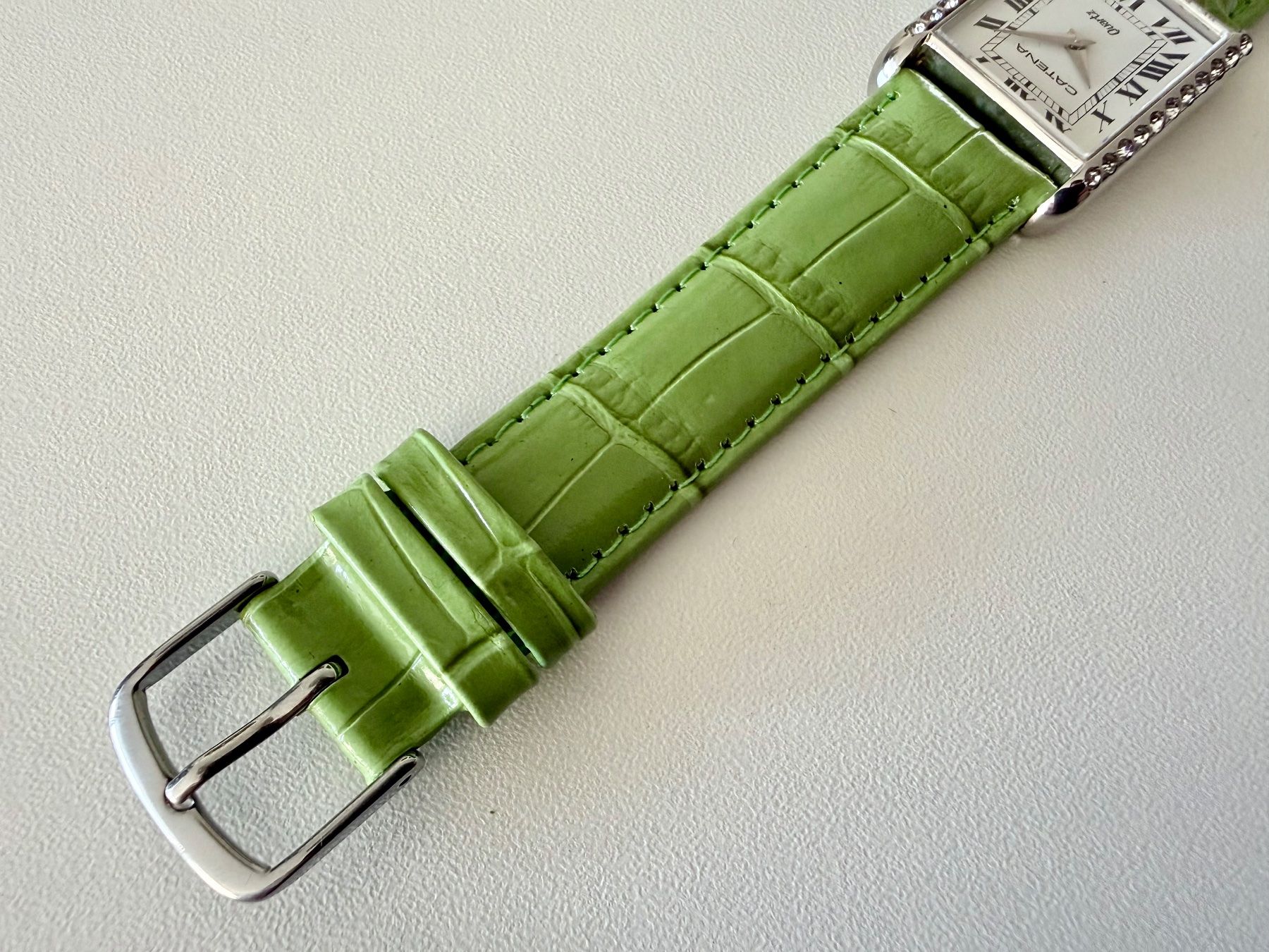 Orologi: CATENA "Tank" type, MEDIUM, Acier & Brillants, Quartz, Swiss – Nuovo e nell'imballaggio originale da Le Mont-sur-Lausanne venduto da LycaGallery 5