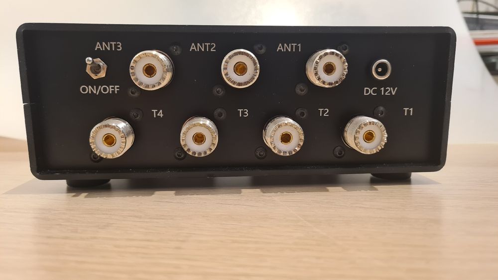 MX 304 Antenna Switch Perfect for Ham Radio Setups (Gebraucht) in