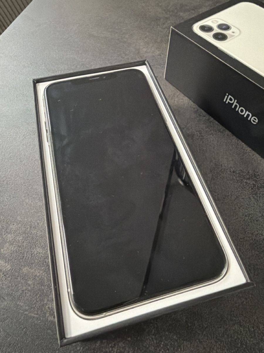Apple Handys / Smartphones: Iphone 11 Pro Max – Gebraucht aus Wettingen von -fresch- 1