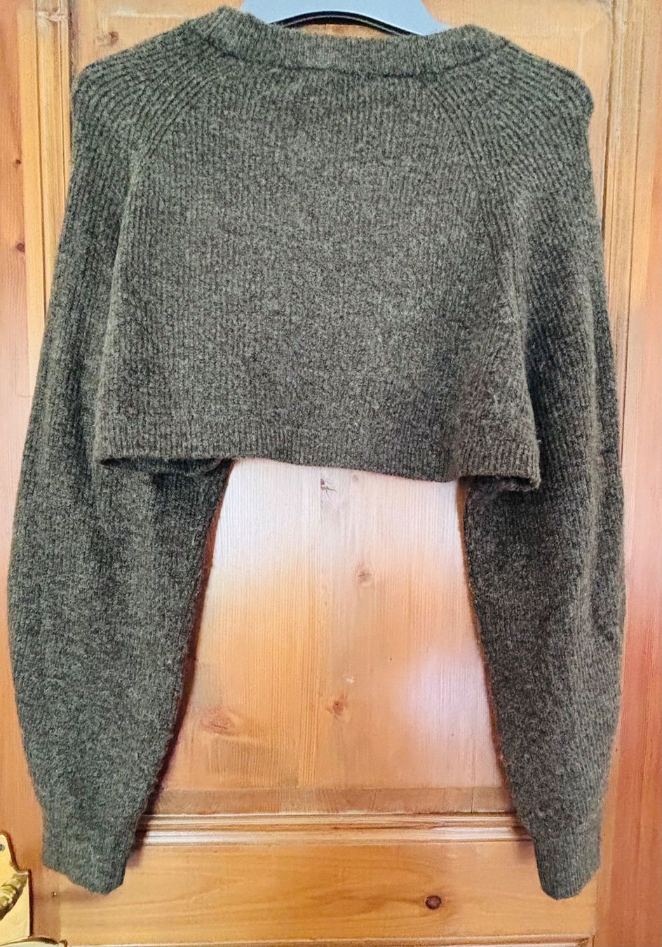 H&M Pulls & Sweat-shirts: Kurzpullover XL / 44-50 oliv  => Ab 5.- – D'occasion à Basel par Seele7 3