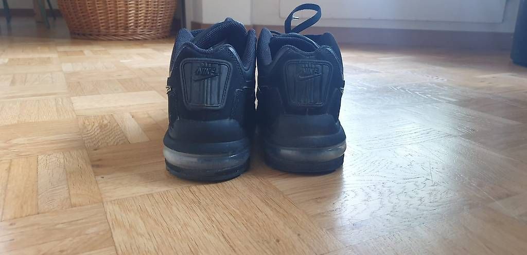 Scarpe da uomo: Nike Air max – Usato da Berikon venduto da luc_6r9l 2
