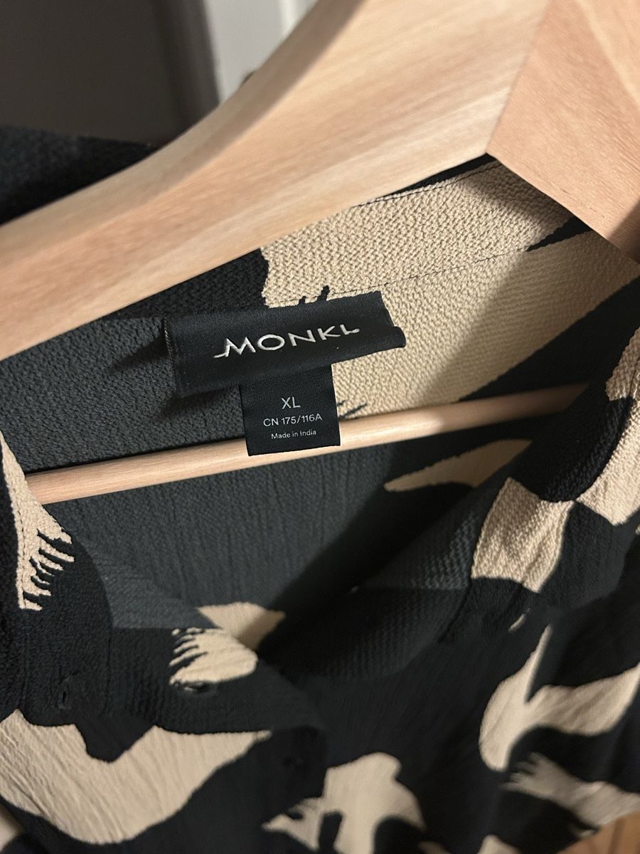 Monki Vestiti: Monki Kleid, Muster, Gr. XL – Usato da Luzern venduto da bettygreen 3