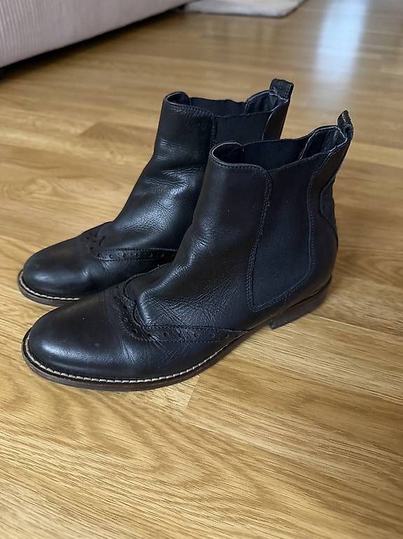 Scarpe da donna: Stiefel aus echte Leder  – Usato da Wil SG venduto da mar_w7v7 3