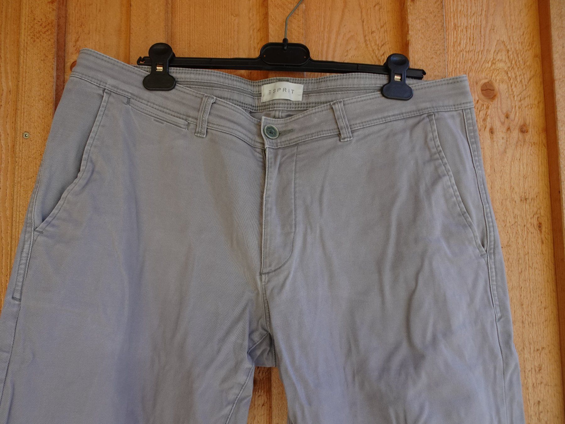 Esprit Pantaloni: ESPRIT Herren Hose grau Gr. W36 - 423180 – Usato da Küssnacht am Rigi venduto da Good4Deckeli 2