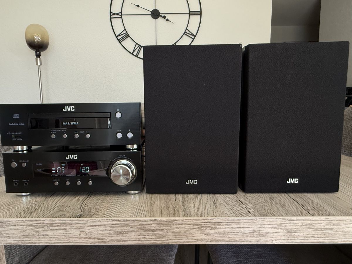 JVC Lettore multimediale & Streamer: JVC Stereoanlage UX-TB30 – Usato da Subingen venduto da mle_75kc