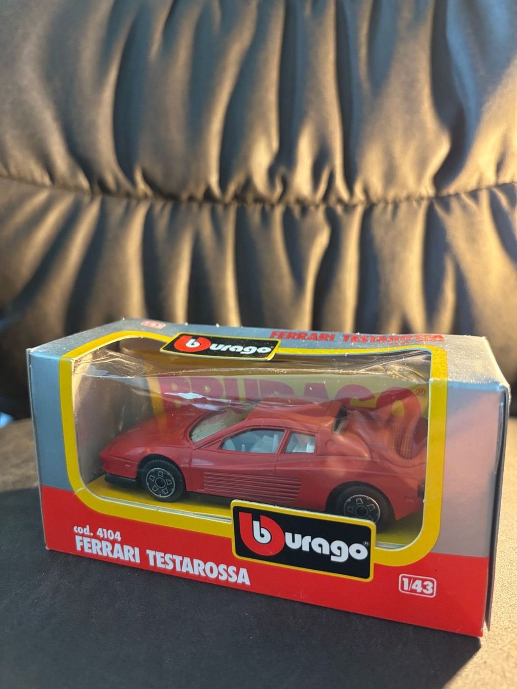 Bburago Modellautos: Bburago Ferrari Testarossa Modellauto 1:43 – Neu (gemäss Beschreibung) aus Ittigen von 72er