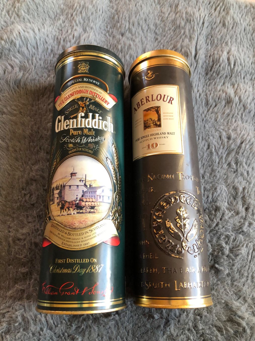 Bevande alcoliche: alte Whisky Blechdosen – Usato da Hinwil venduto da dadalina76 1