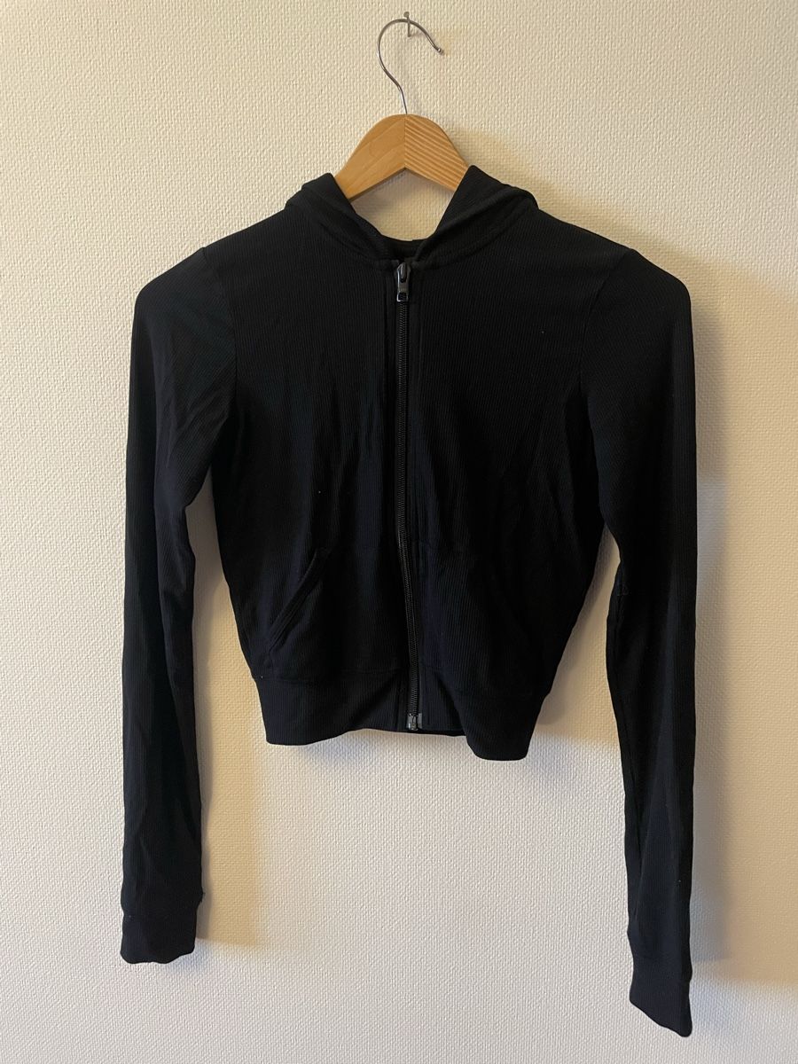 Skims Giacche: Cropped Skims Sweatjacke – Nuovo (secondo la descrizione) da Zürich venduto da pau_kbr6