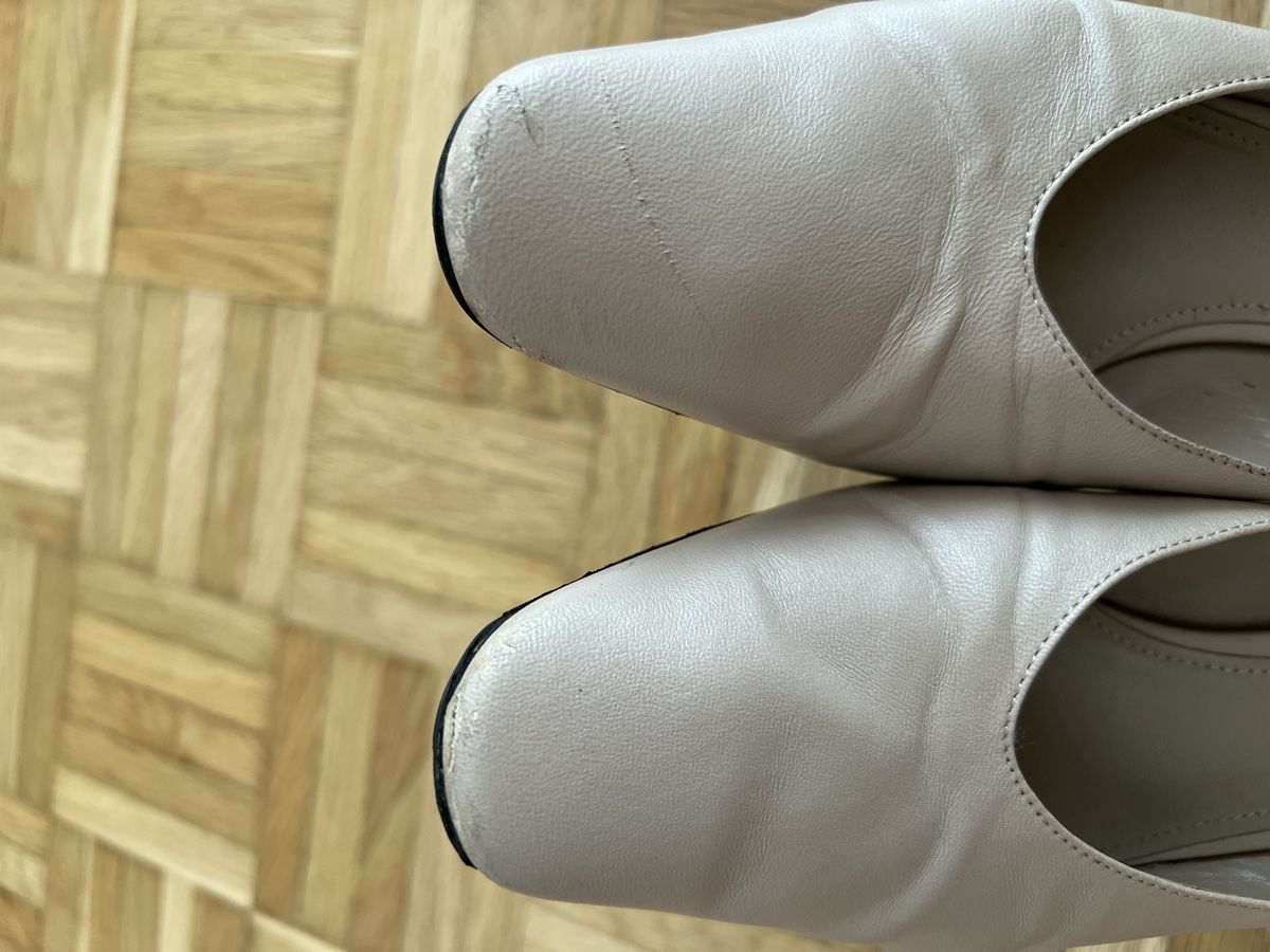 Prada Damenschuhe: Prada – Gebraucht aus Lugano von las_7dyg 1