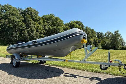Quicksilver Barche: Motorboot Quicksilver AluRib 420 MIT Anhänger – Usato da Böbikon venduto da Domplex 2