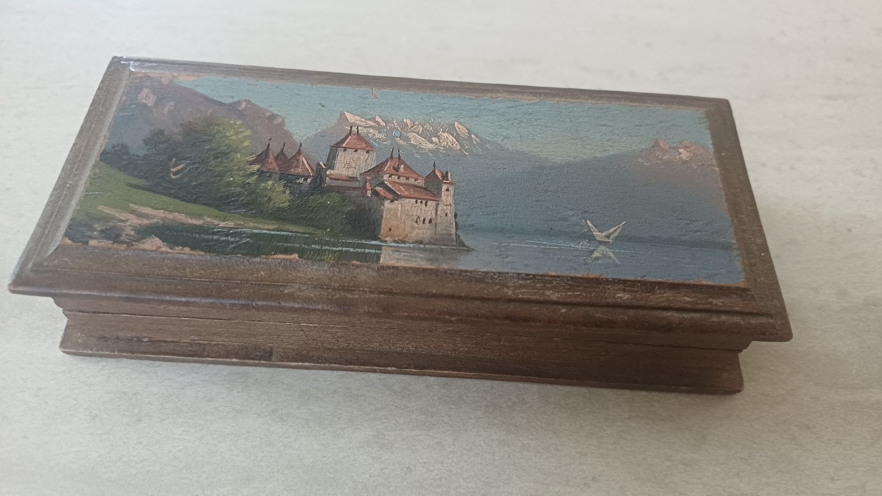 Cassapanche: Schöne antike Briefmarken Schatulle – Usato da Flawil venduto da Naphtali