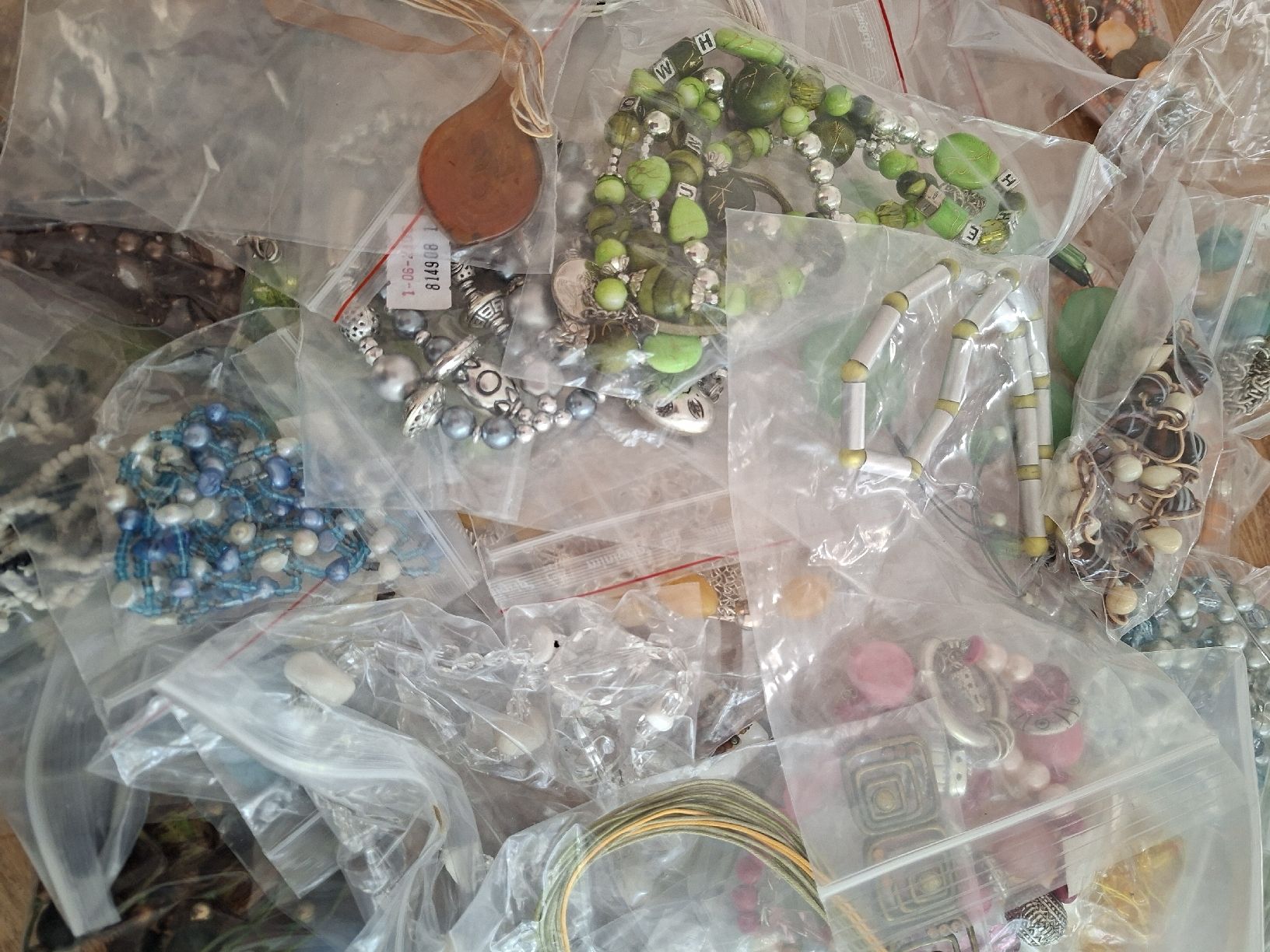 Sonstiger Schmuck: 76 Modeschmuckketten, neu – Neu (gemäss Beschreibung) aus Aarwangen von jaelli01 6