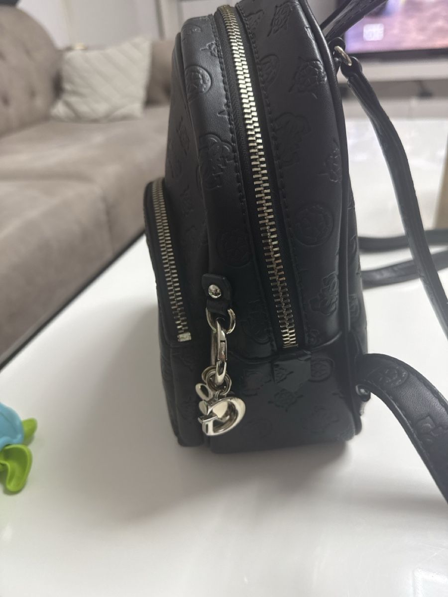 Guess Zaini: Guess Rucksack – Nuovo (secondo la descrizione) da Hausen AG venduto da balisht 3