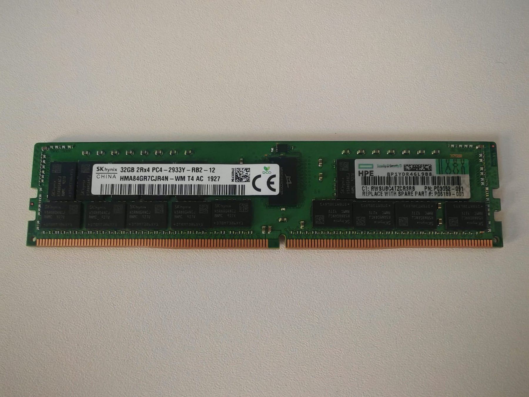 Memoria / RAM: SK hynix 32GB 2Rx4 PC4 - 2933Y - RB2 - 12 – Usato da Muri AG venduto da Rouvy99
