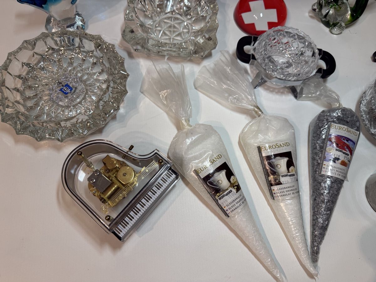 Alle Dekorationen: Deko Glas Konvolut Schalen Figuren Spieluhr Bodum – Gebraucht aus Rombach von vir_2dsd 1