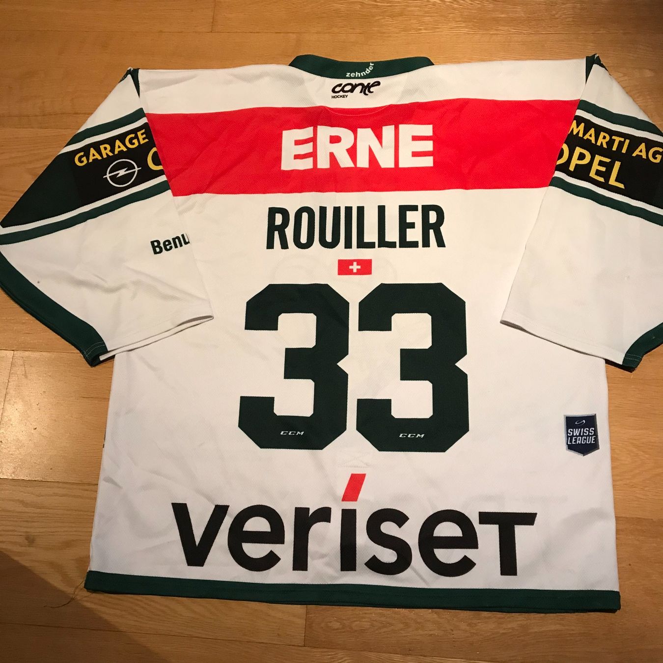Canottiere & Pantaloni: EHC Olten 2017-18 Anthony Rouiller game worn – Usato da Bern venduto da Myloulou 1