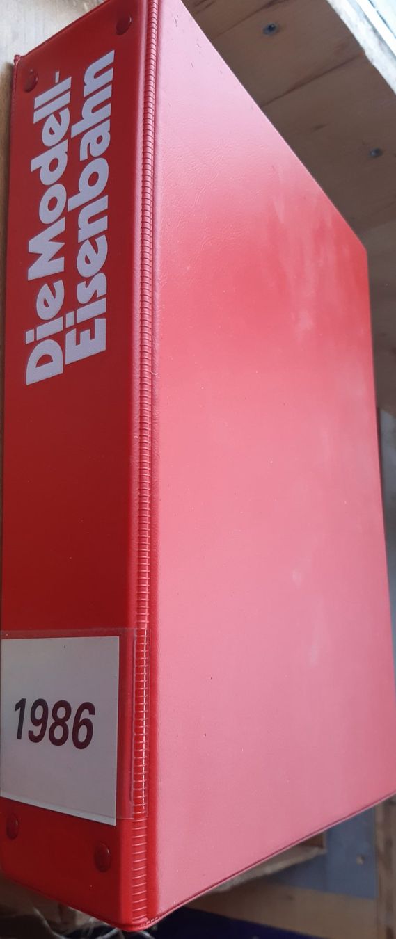Revues & Magazines: Die Modell-Eisenbahn – D'occasion à Lengnau par robinie02