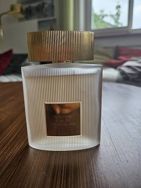 Parfums & Eau de Toilette: Parfum Tom Ford Eau de Soleil Blanc – D'occasion à Zürich par jan_6wgq