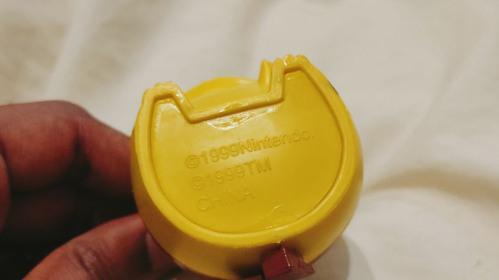 Rare Vintage 1998 Pokémon Pikachu Orginal Nintendo Figure (Gebraucht ...