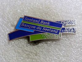 Ansteckpin 42: Seeland Bank 