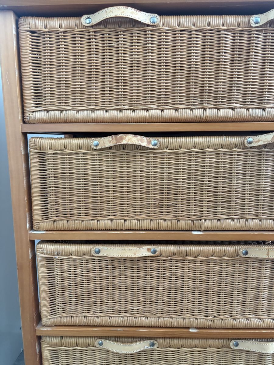 Cassettiere: Rattan Kommode mit 4 Rattankörben Holz – Usato da Kilchberg ZH venduto da ros_9x58 6