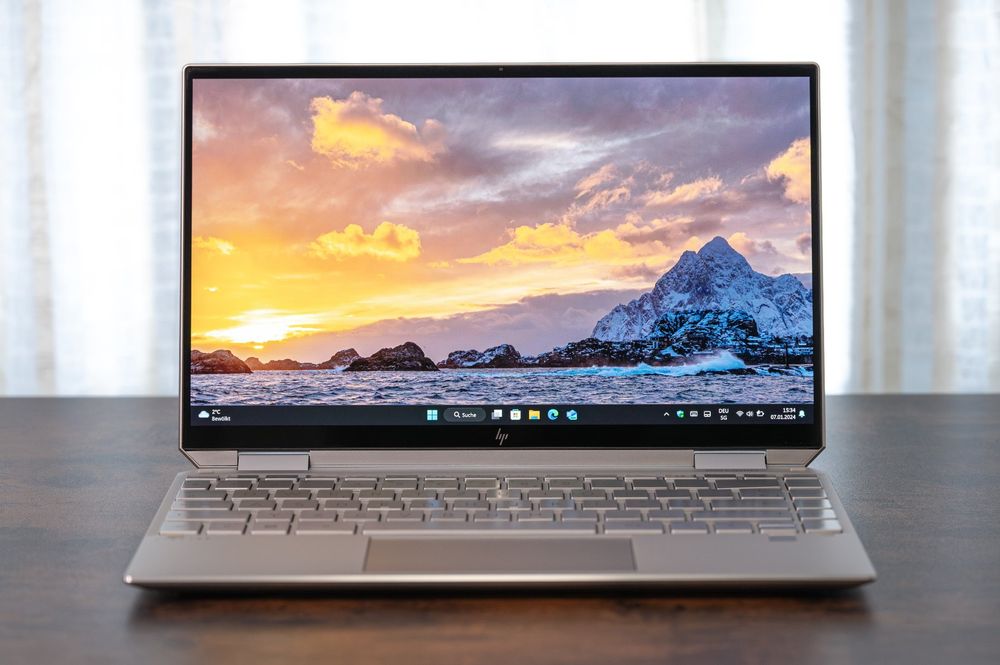 HP Spectre x360 13 - Convertible - Touchscreen - Windows 11 (Gebraucht ...