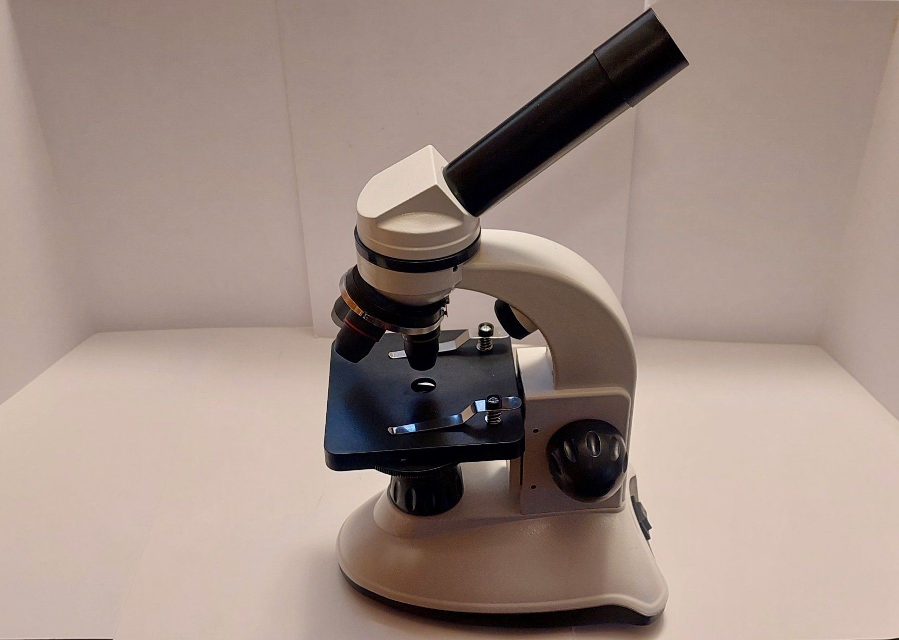 Microscopes: Microscope educatif – Neuf avec emballage d'origine à Chapelle-s-Moudon par gerryp