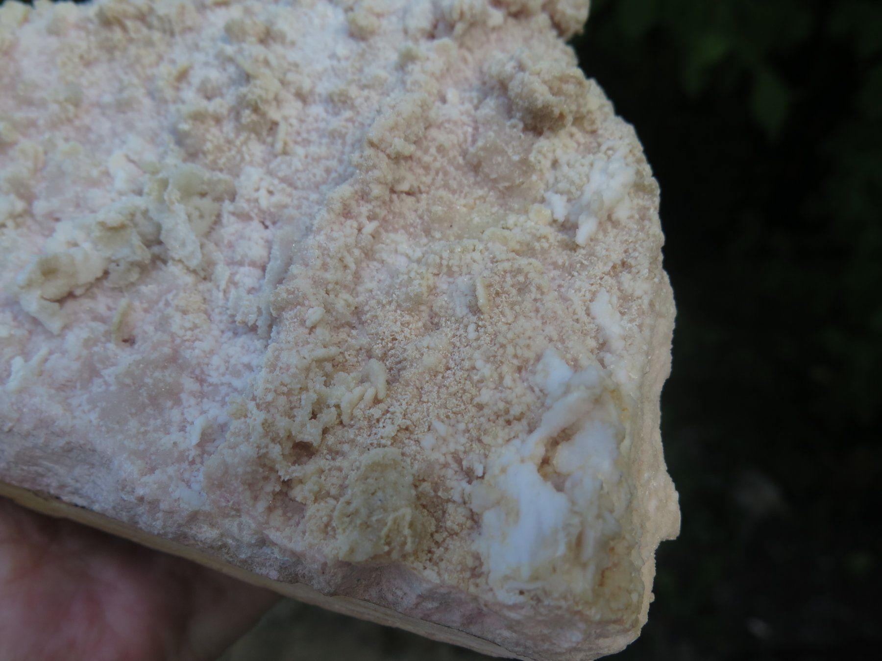 Minerali & Pietre curative: Manganocalcit von Rumänien ca.1416 gr. – Usato da Schaffhausen venduto da Yamakana51L8736OQ8 4