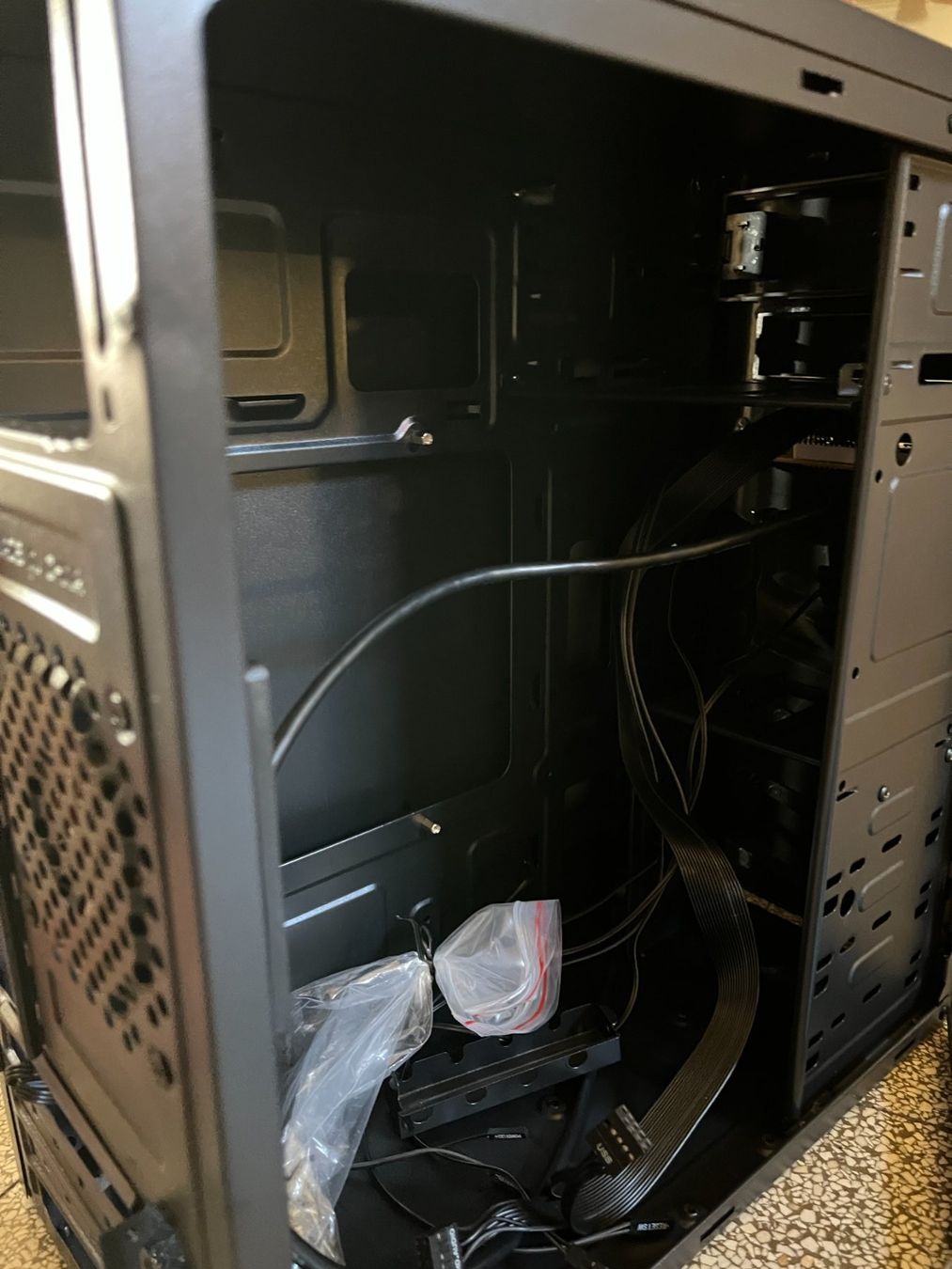 Gehäuse: NEW BOX FOR COMPUTER – Neu und originalverpackt aus Genève von AGBERG 5