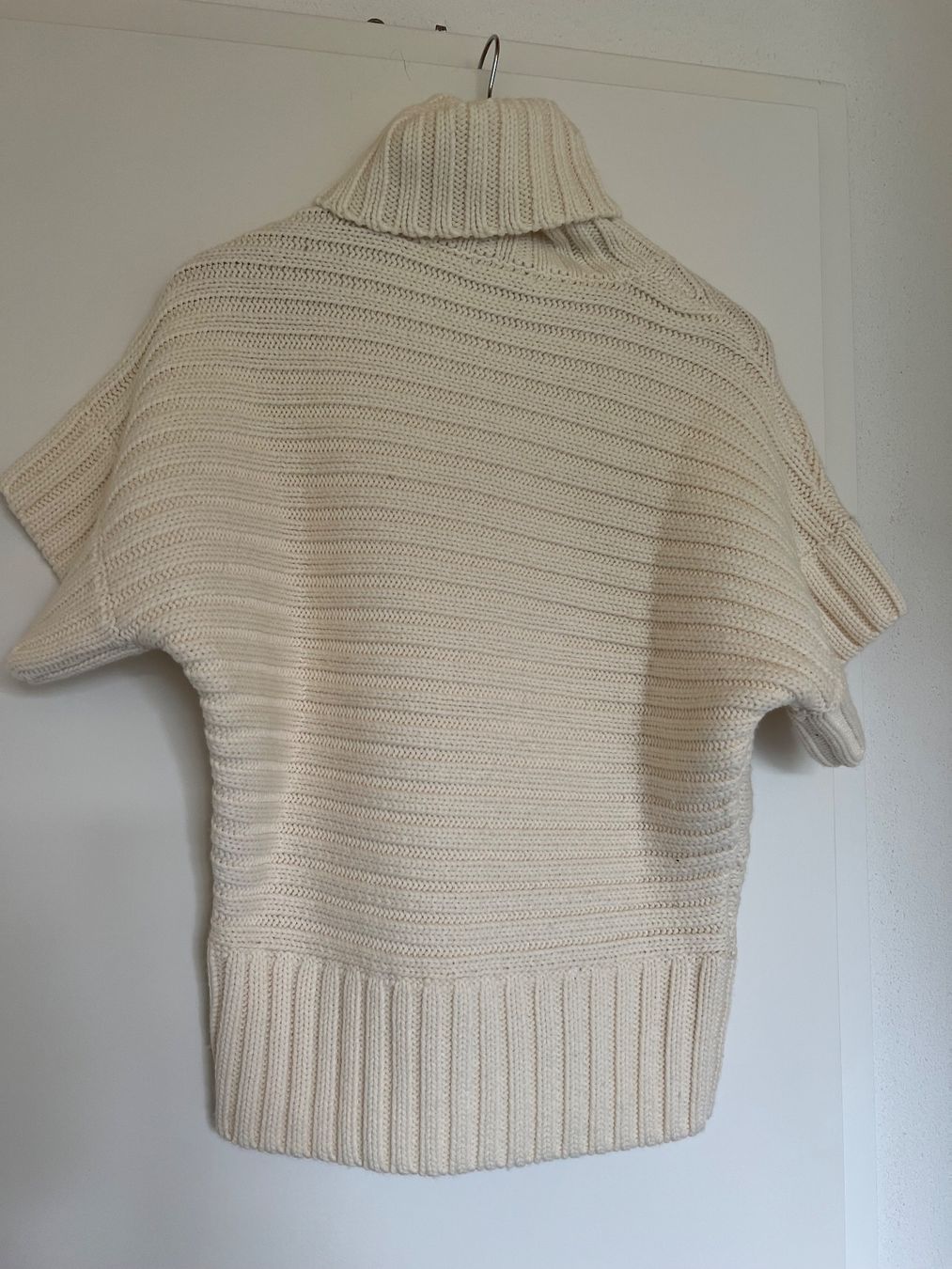 Maglioni & Felpe: Rollkragenpullover, Strick, Damen, Gr. 40/42, Creme – Usato da Steinmaur venduto da HenSaa 1