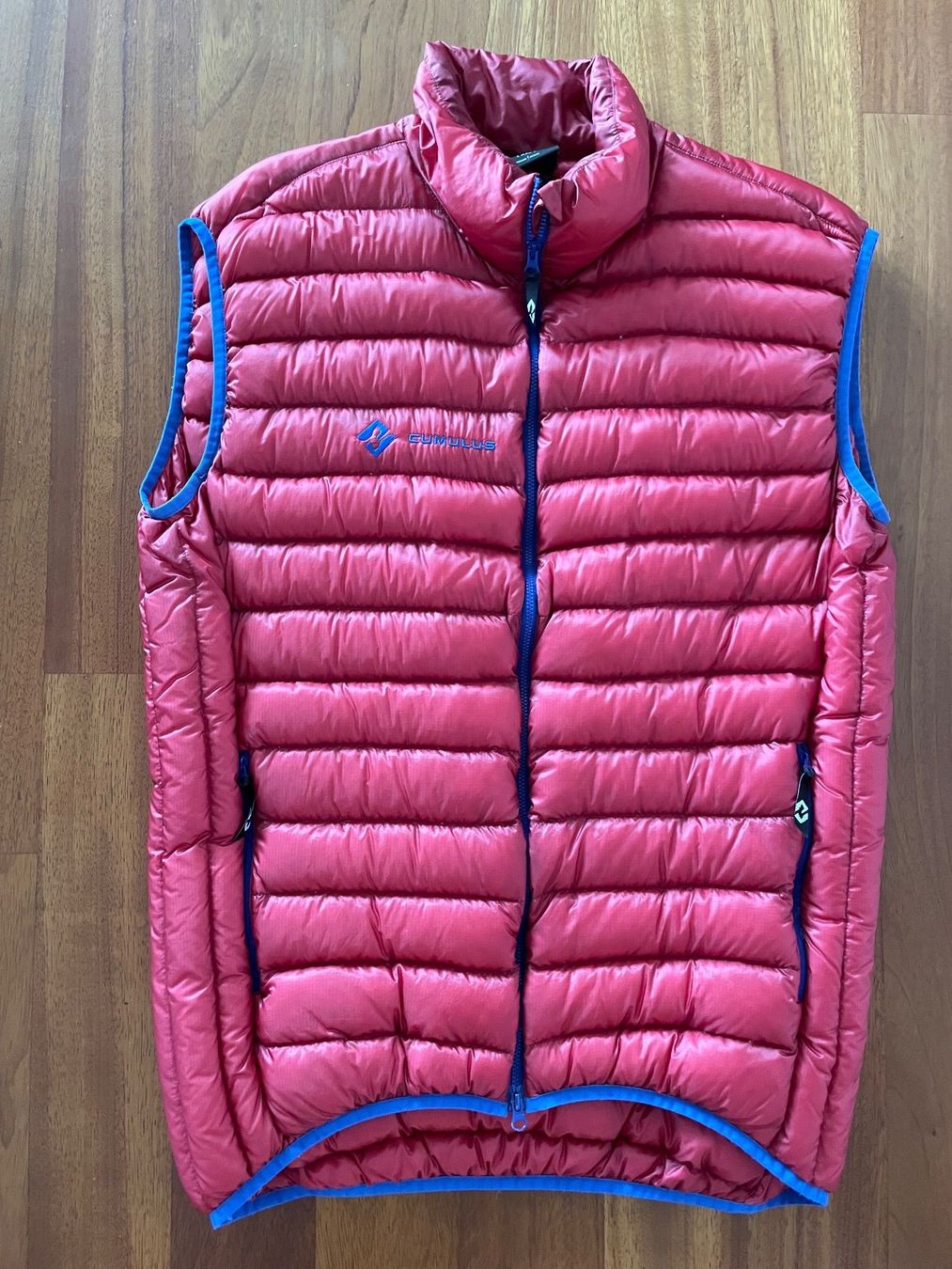 Gilet & Giacche: Cumulus MINILITE - ultraleichte Daunenweste – Usato da Luzern venduto da Bubumarkus