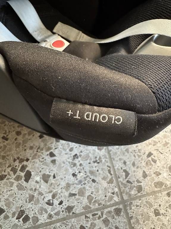 Sièges auto: Cybex Cloud T i-Size – D'occasion à Uster par cynale 2