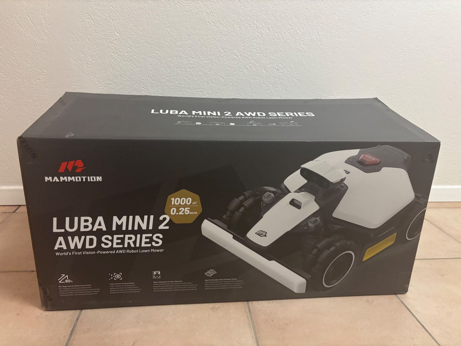 Tagliaerba: Robot tondeuse LUBA MINI 2 - 1000 m2 - 80% élévation – Usato da Luins venduto da saa_wcq2 4
