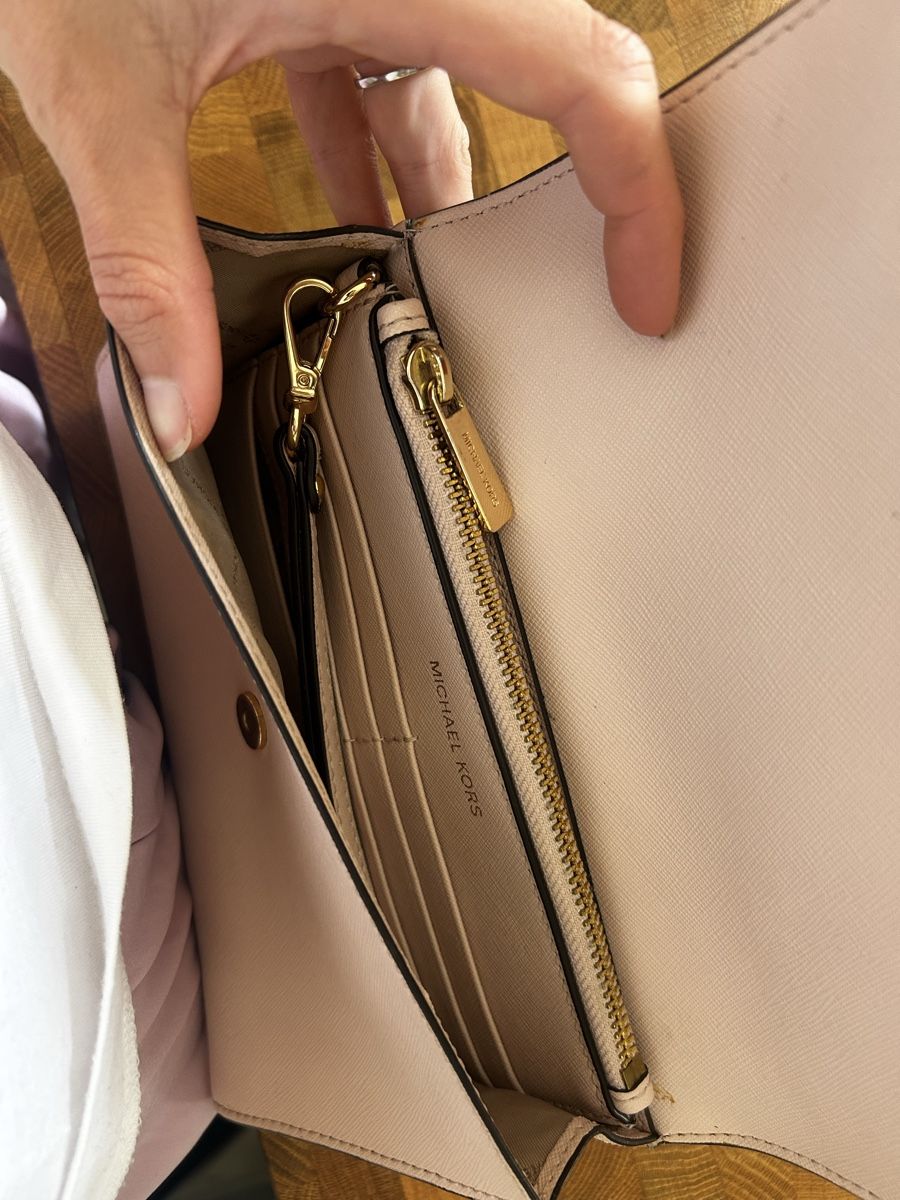 Michael Kors Sacs femmes: Michael Kors Tasche  – D'occasion à Zürich par ani4ka 5