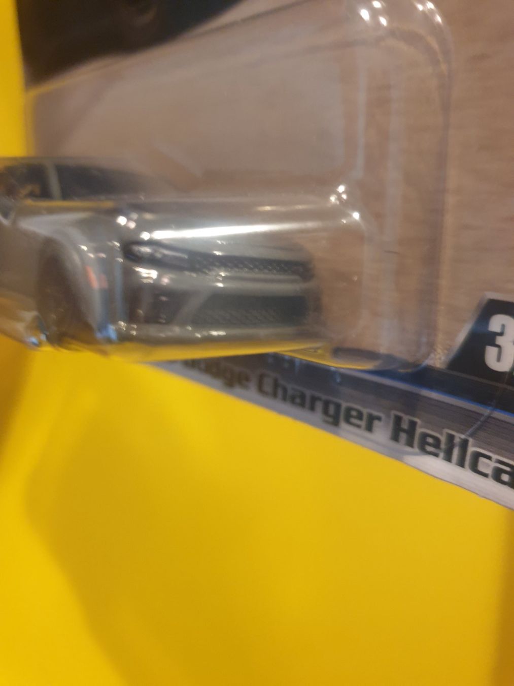 Hot Wheels Modellini d'auto: Hot Wheels 2020 DODGE CHARGER HELLCAT – Nuovo e nell'imballaggio originale da Oftringen venduto da Rotor 7