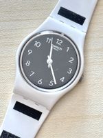 Swatch Armbanduhr weiss schwarz gemustert gebrauchter Zusta