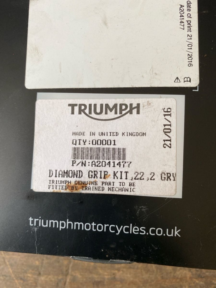 Triumph Tutti i ricambio per moto: Triumph Motorrad Griffe  – Nuovo (secondo la descrizione) da Zürich venduto da alt-eisen 2