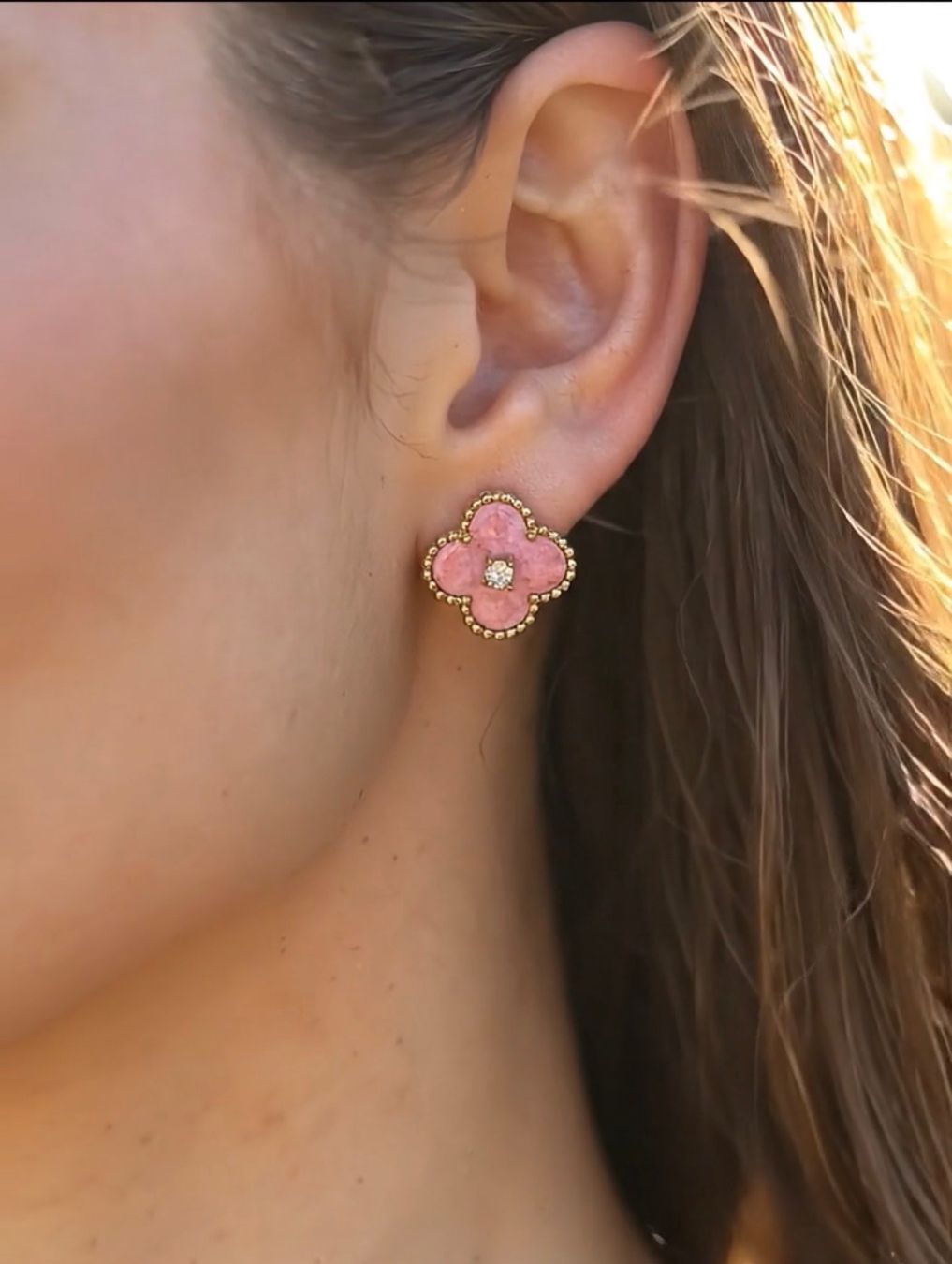 Orecchini pendenti & Orecchini a lobo: Boucles d'oreilles trèfle rose et or – Nuovo e nell'imballaggio originale da St-Maurice venduto da Sandrinette123 2