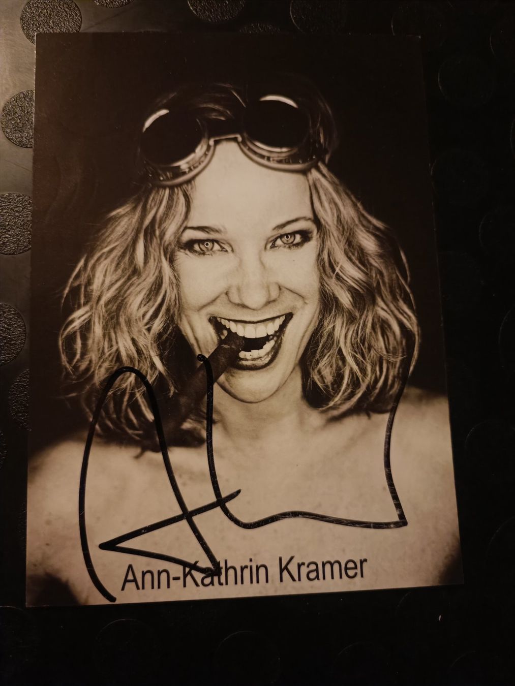 Autografi: Ann-Kathrin Kramer - handsigniert – Usato da Menziken venduto da Artographs
