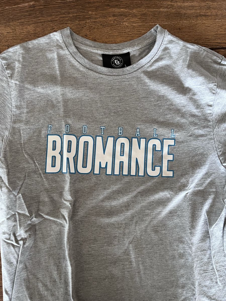 T-Shirts: Football Bromance Shirt – Neu (gemäss Beschreibung) aus Chur von Mbadimeischter 3