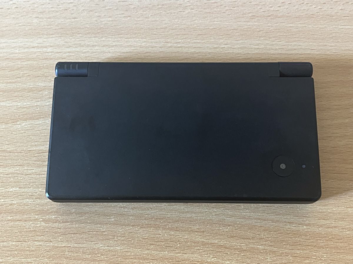 Nintendo Console: Nintendo DSi mit Pokémon Games – Usato da Dielsdorf venduto da RetroMeister 5