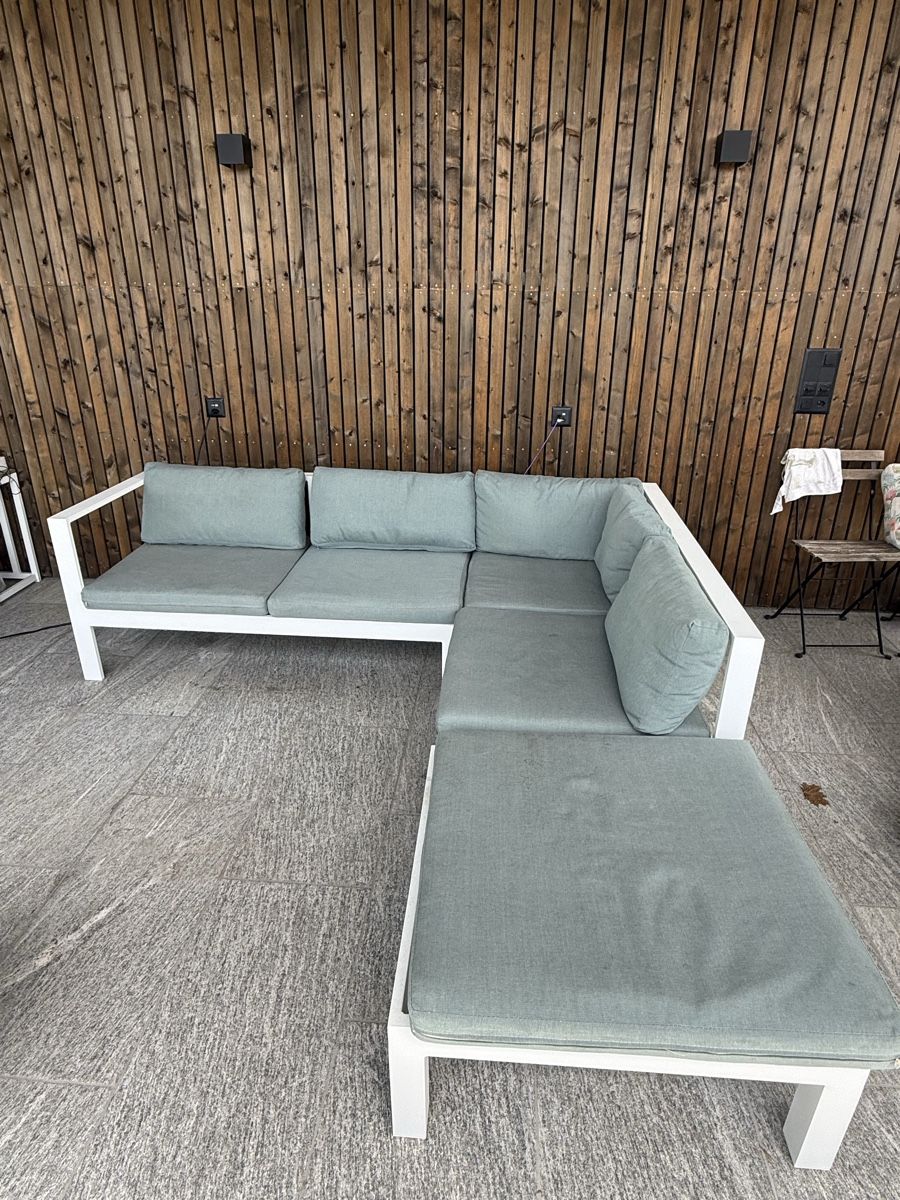 Beliani Divani: Garten Lounge Set, L-Sofa – Usato da Seengen venduto da Choco03 1