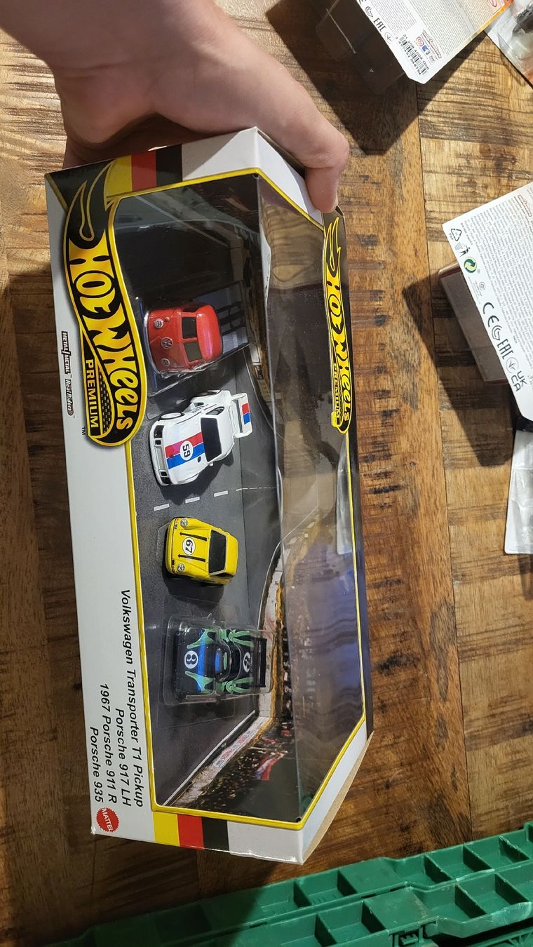 Hot Wheels Modellini d'auto: Hot Wheels Premium Set  Porsche neu – Nuovo e nell'imballaggio originale da Jona venduto da mjo_f5t2